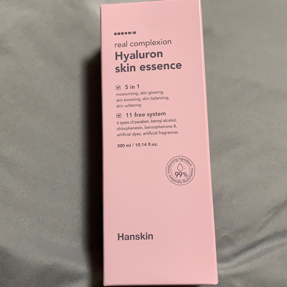Brand new Hanskin hyluron skin essence